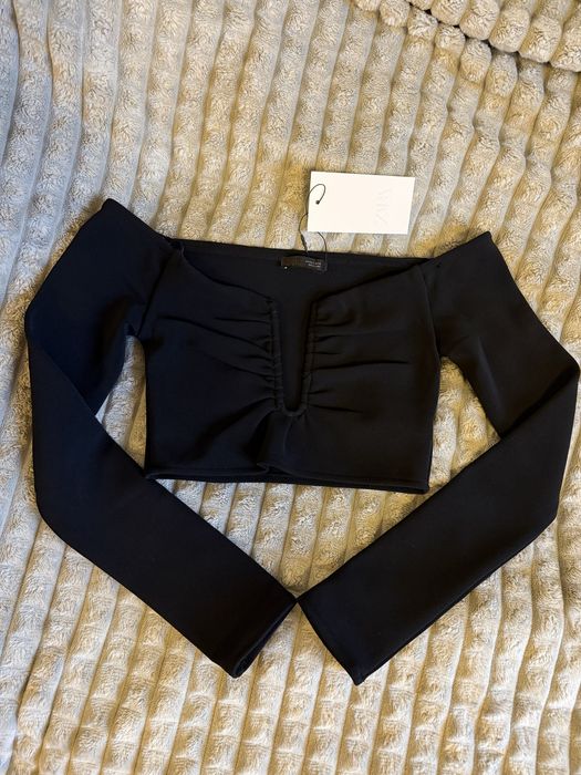 Top z dekoltem V crop top na dlugi rekaw ZARA nowy z metka
