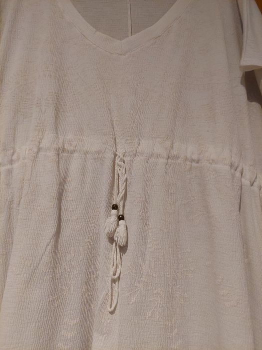 Blusa branca Pull&bear