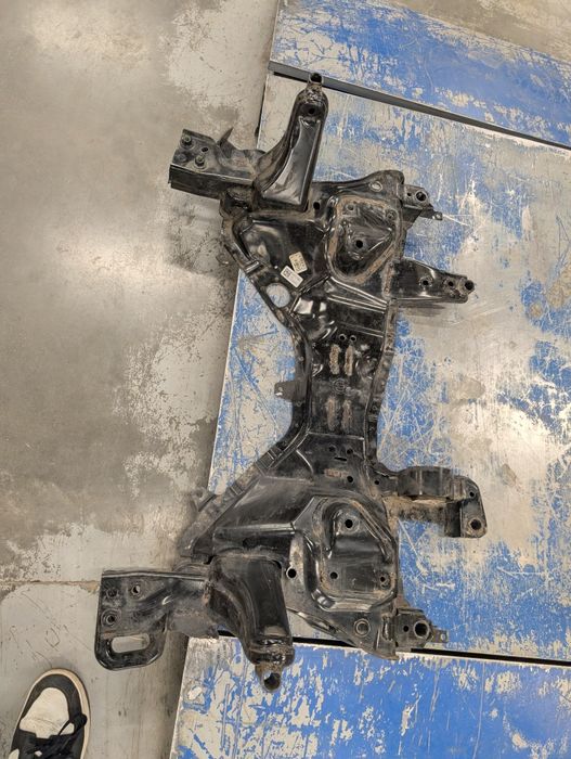 Подрамник перед Jeep Cherokee 2019-2022 б.у