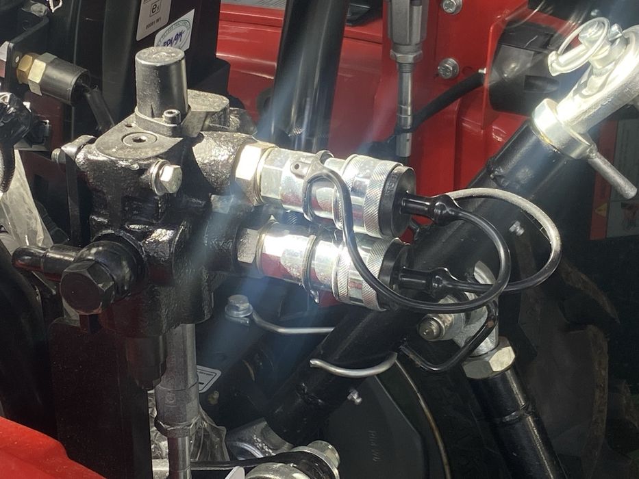 Tractor agricola novo VST 918 com tracao e direcao assistida