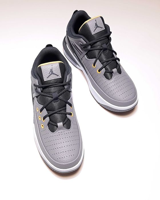 РОЗПРОДАЖ! Жіночі кросівки Air Jordan Max Aura 5. Оригінал. Розмір 38 - 24 см