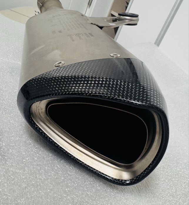 Akrapovic titanium bmw XR 1000