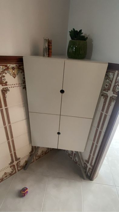 Movel de canto branco