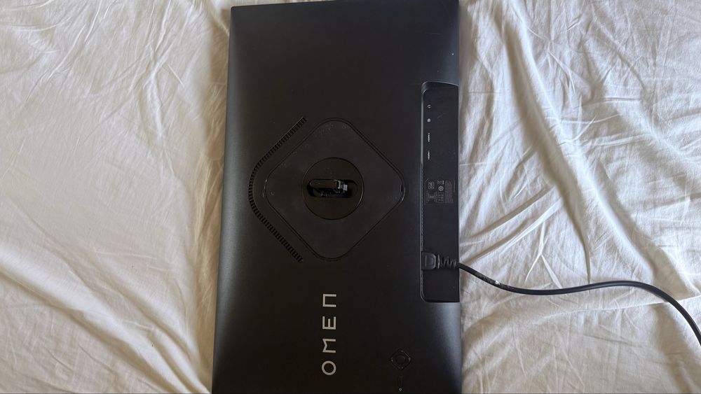 Monitor HP Omen 24” 165Hz – Como Novo / Gaming