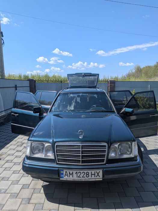 Mercedes-Benz E-Class 1993 VIN WDB1240881F267553 фото оголошення 9 з 21