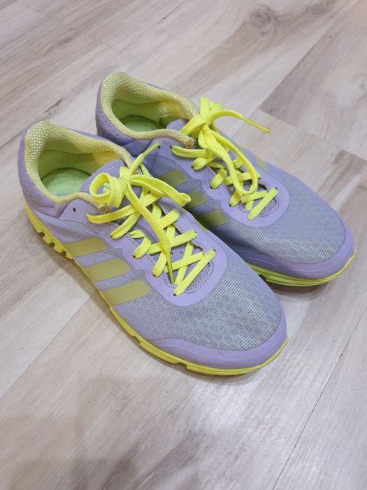 Buty adidas damskie do biegania r. 38 2/3