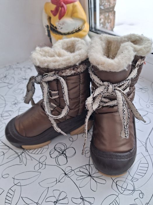 Дитяче зимове взуття , черевики 22/23 Demar