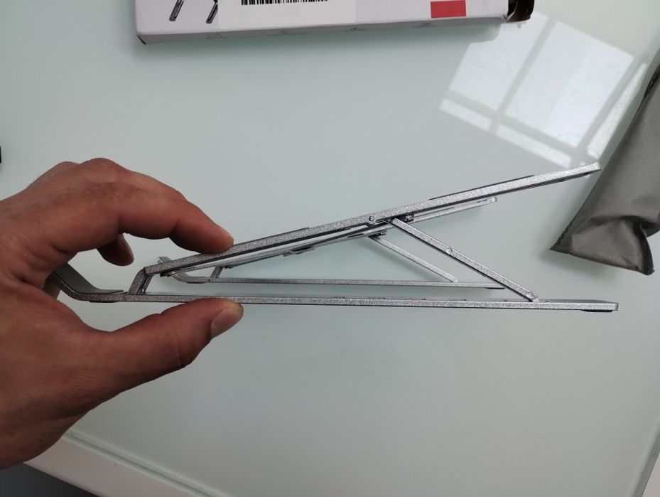 Підставка для ноутбука металева