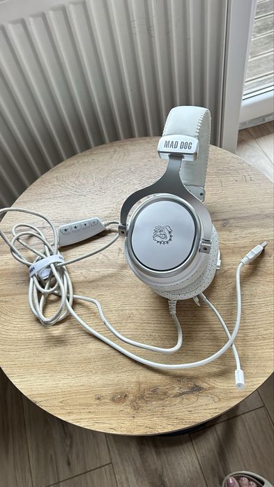 słuchawki Mad Dog GH800W - białe na kablu w super stanie!