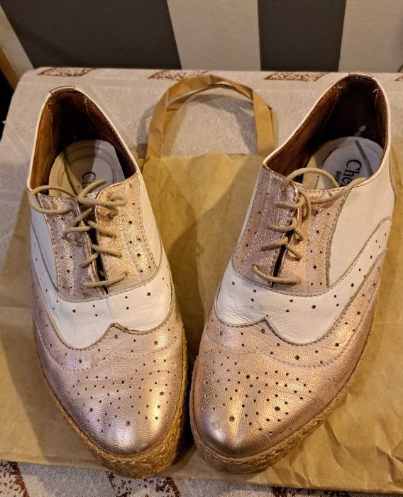 Eleganckie buty damskie Che Bello. Rozmiar 40