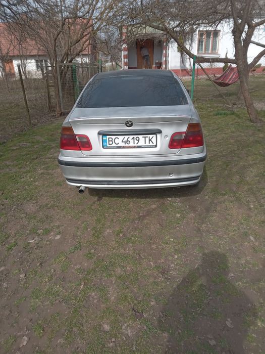 На повному ходу  їде бодро