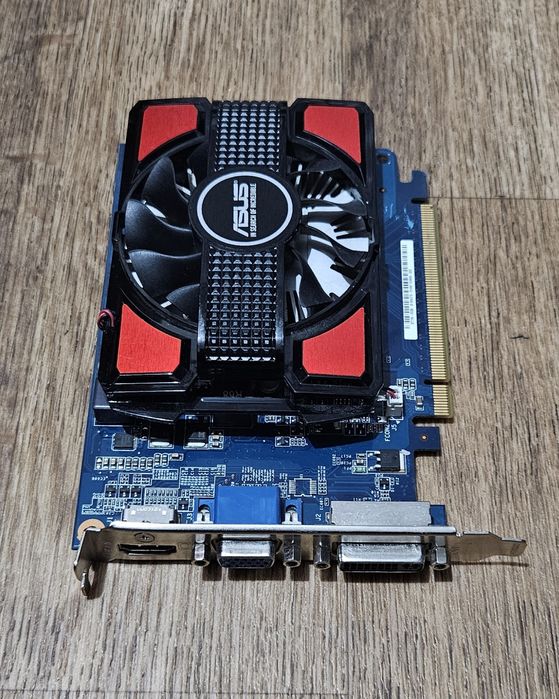 Продам відеокарту GT 730 2GB Asus DDR3 (GT730-2GD3)