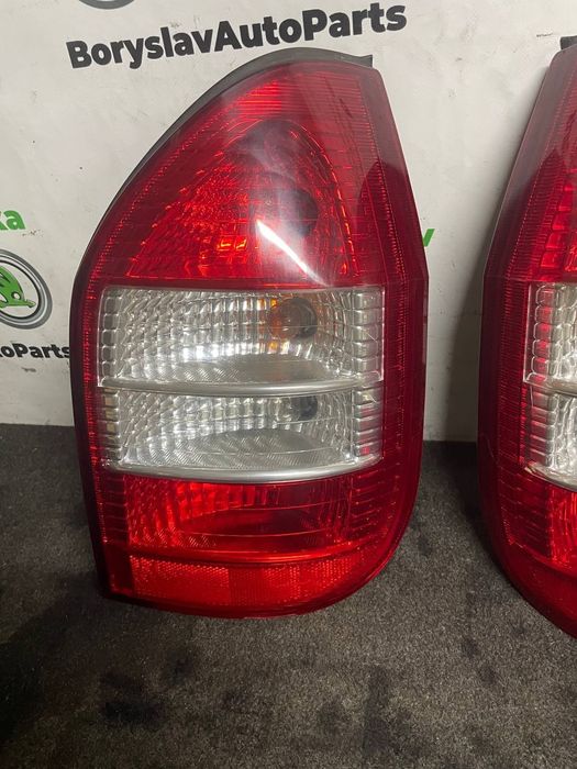Стопи Стоп Ліхтарі Фонарь Фара Фари Opel Zafira A B Опель Зафіра Corsa