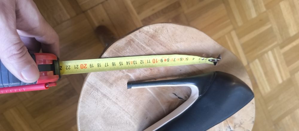 Seksowne klasyczne szpilki 24cm