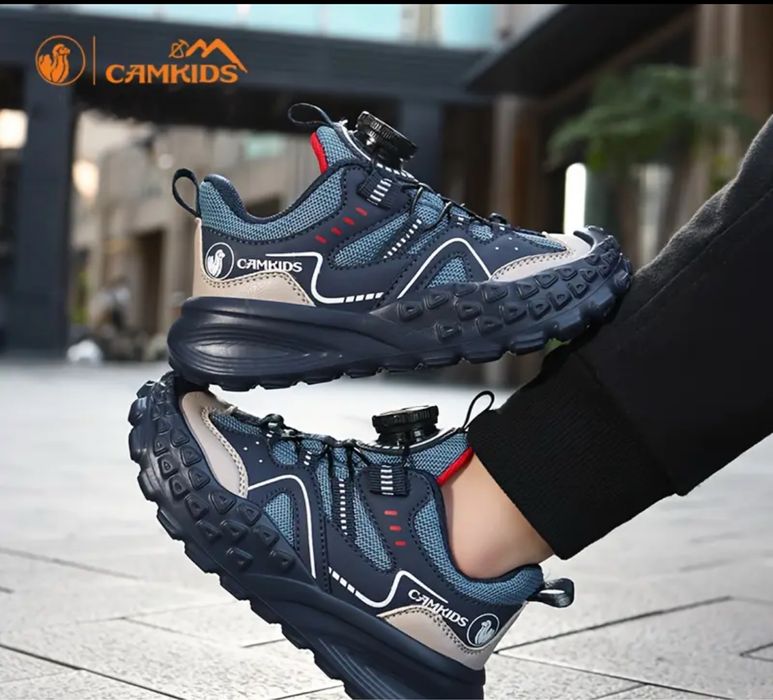 Круті дихаючі кросівки р.38(24см)