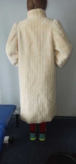 Шуба біла (100% rein alpaca)