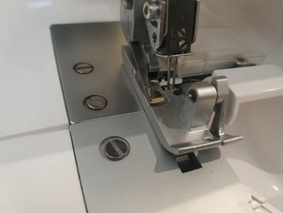 VIOLA Look T8 Maszyna do cięcia i szycia