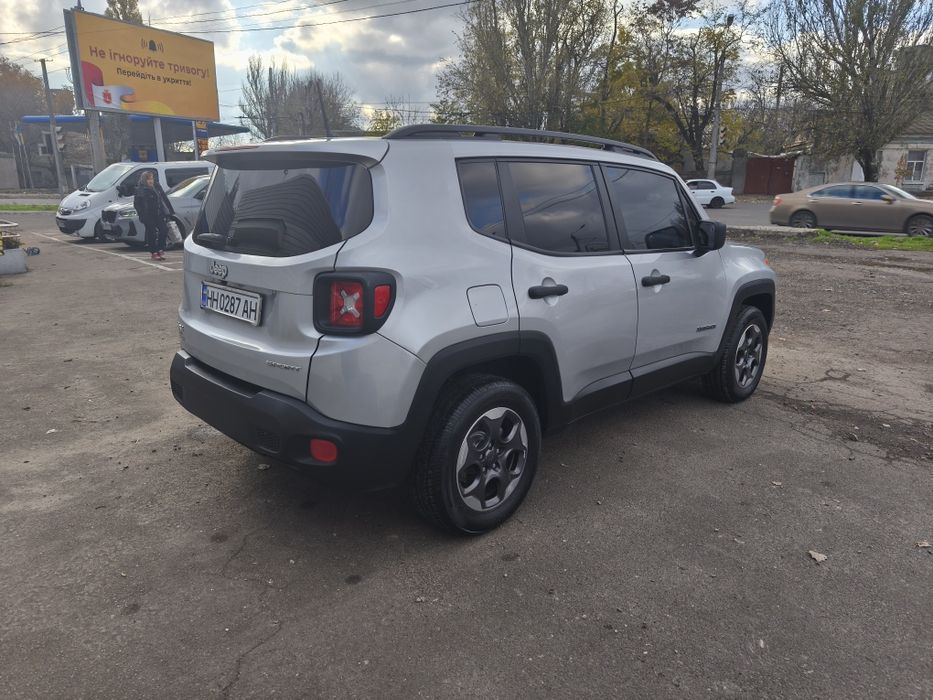Jeep renegade 2.4 газ бензин полный привод автомат