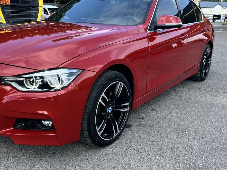BMW 3 Series 2018 VIN WBA8D9C59JEM32509 фото оголошення 10 з 24