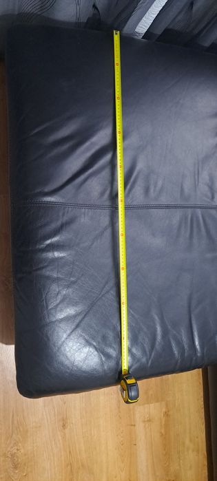 Vendo Sofá em Pele Preta