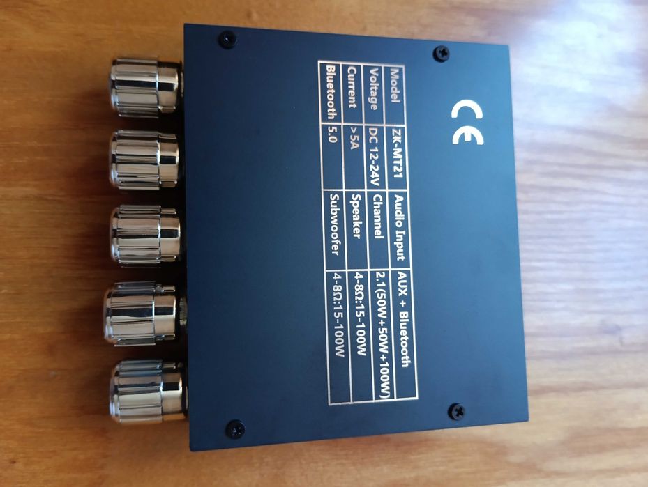 Усилитель мощности 2x50 +100 Вт с Bluetooth