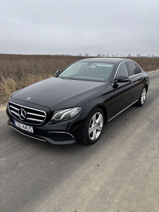 Mercedez-benz E 220 d 4 matic