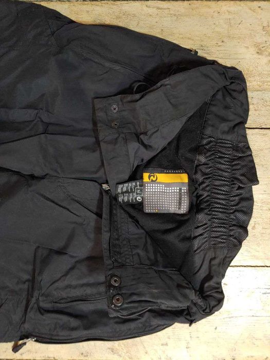 Лижні штани Rossignol для чоловіків. Розмір М. чорного кольору