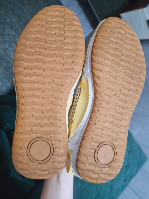 Кроссовки,мокасины жен.41