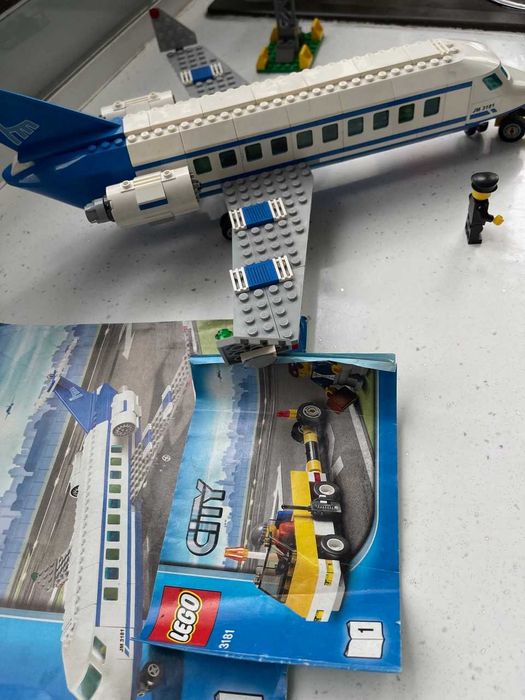 LEGO CITY samolot pasażerski 3181 UNIKAT z pudełkiem