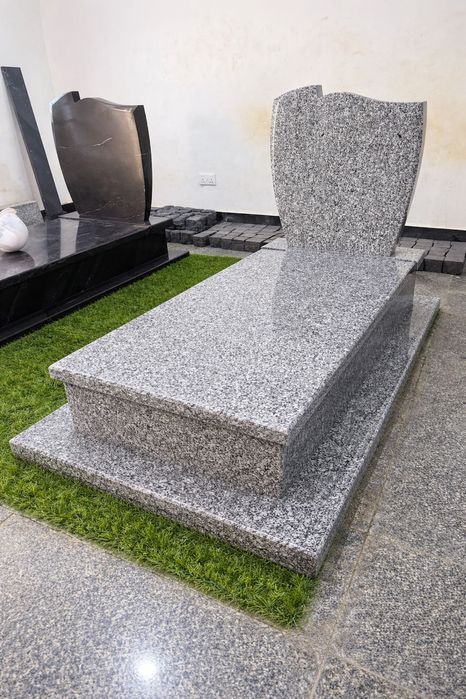 Nagrobek Granitowy Pomnik Porządny Piękny Szary Granit