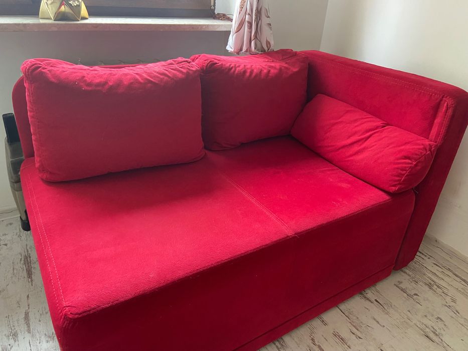 Kanapa jednoosobowa czerwona z funkcją spania