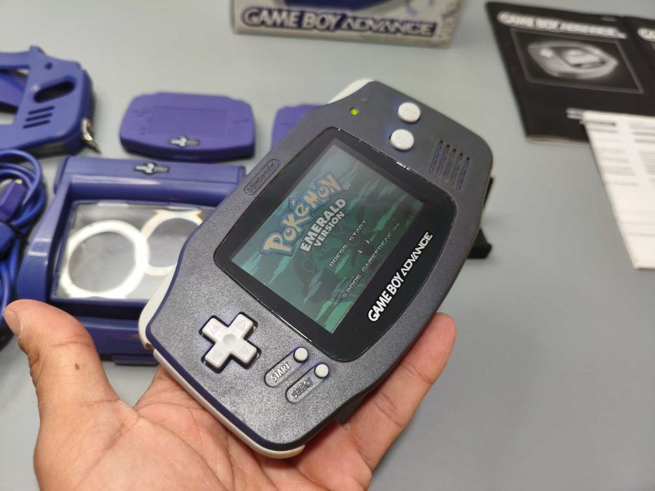 Gameboy Advance em Caixa