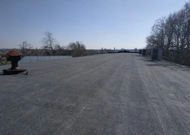 Перекриття даху.ремонт м'якої покрівлі єврорубероЇїдом. Криша.