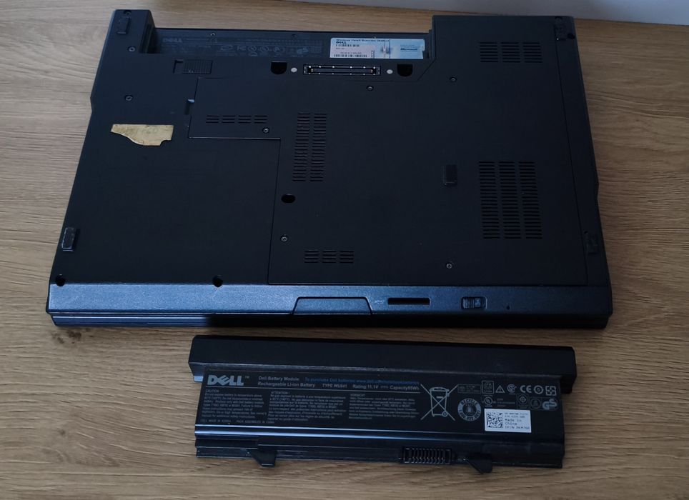 Ноутбук для роботи Dell e5400