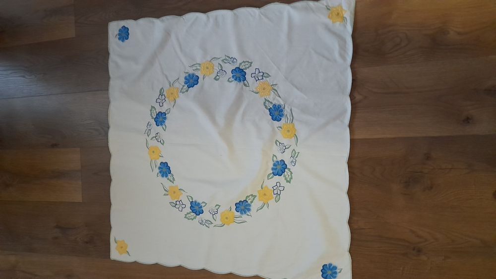 Серветки на стіл