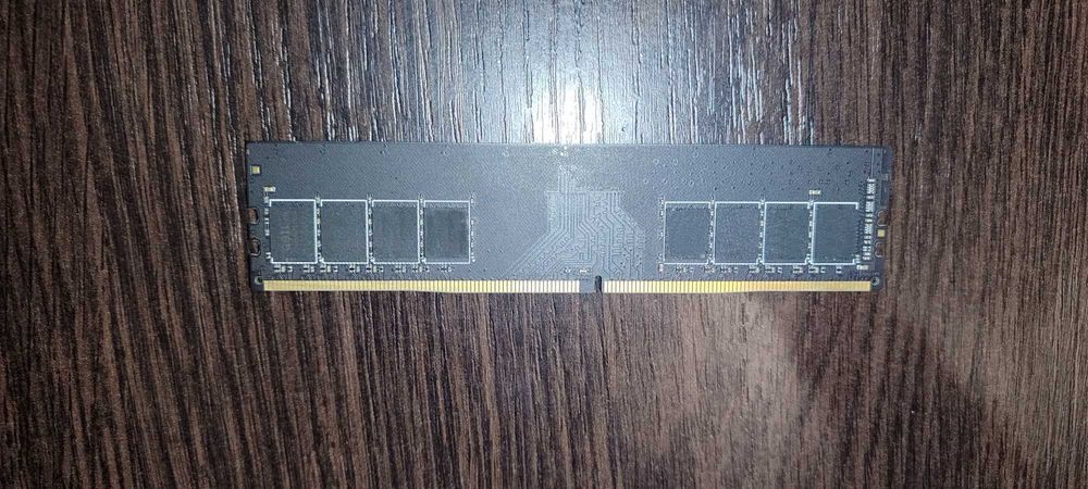 Оперативна пам'ять 4GB PC-419200 - GEIL