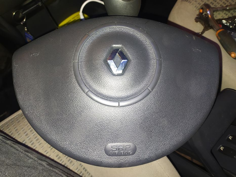 Подушка безпеки Меган 2 Сценік 2