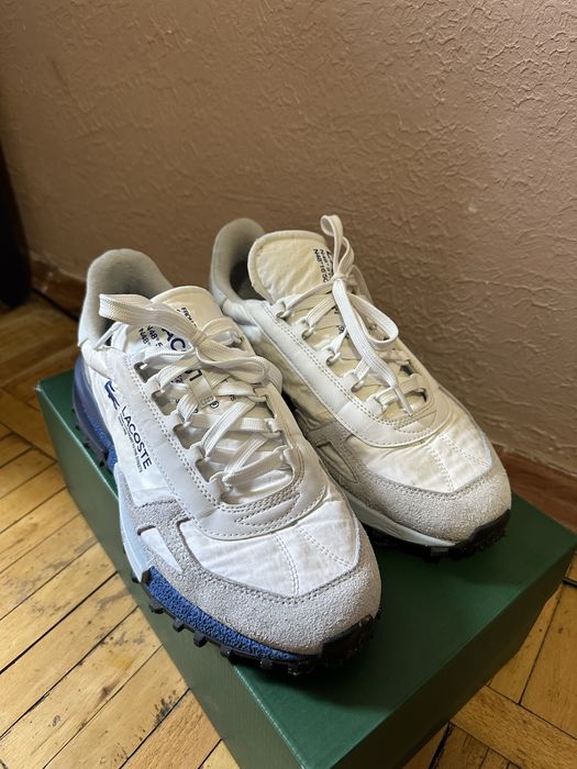 Оригінальні кросівки Lacoste
