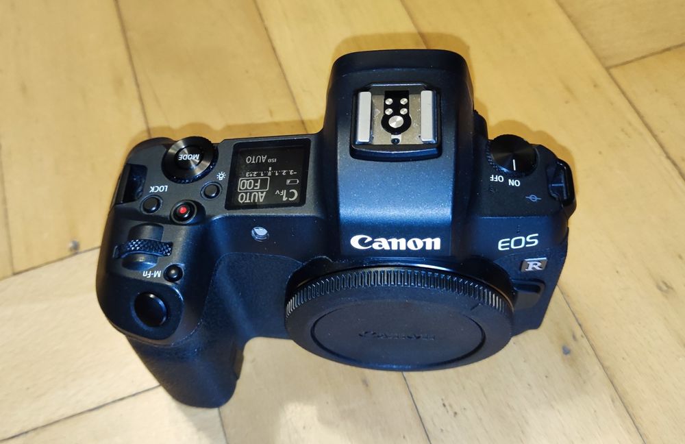 Aparat bezlusterkowy Canon EOS R