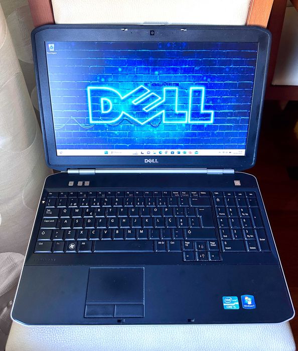 Dell Latitude E5520 15.6"HD/i5-2410M/8Gb Memoria Ram/Ssd 250Gb