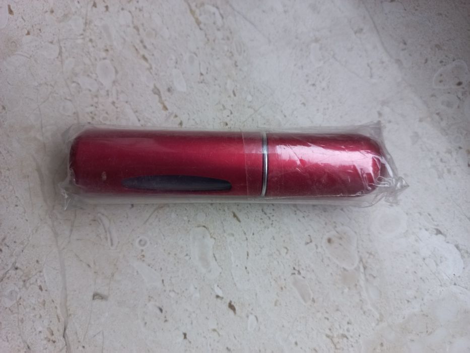 Perfumetka do uzupełnienia perfum 5ml czerwona