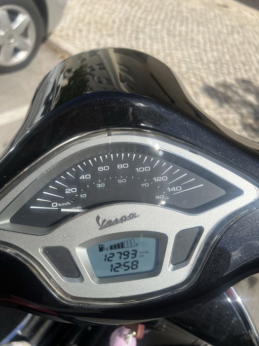 Vespa primavera 125