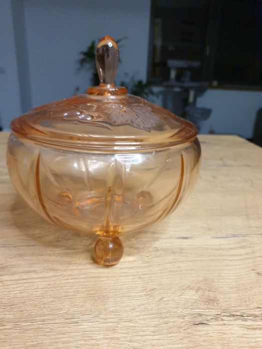 Waza, bomboniera z  PRL