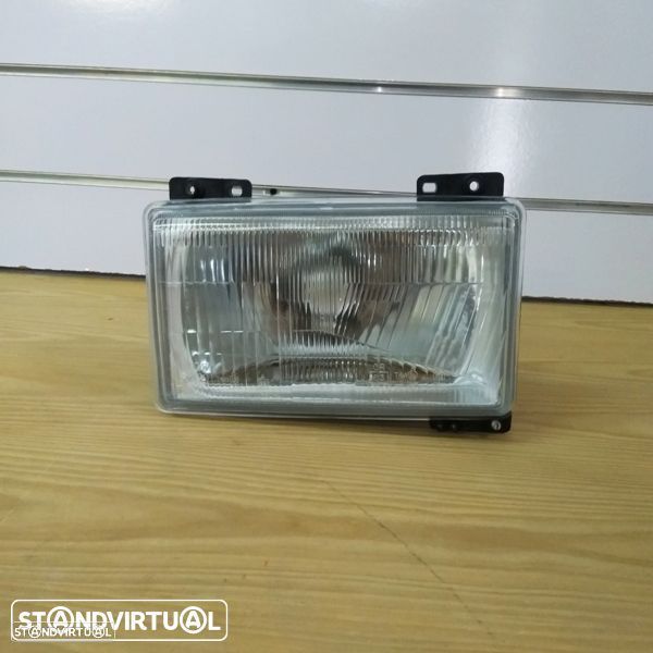 Farol ducato j5 c25 ano: 1981 até 1993 novo