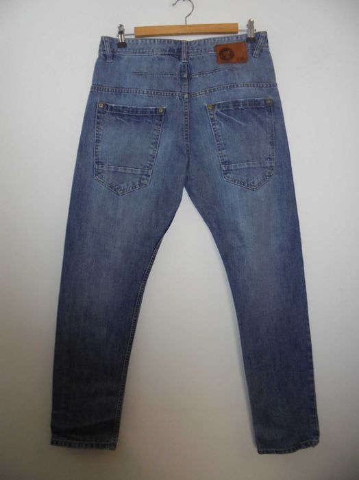 calça de homem da marca BERSHKA