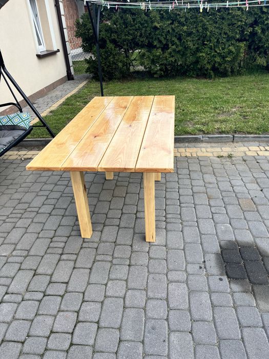Stół drewniany sosnowy