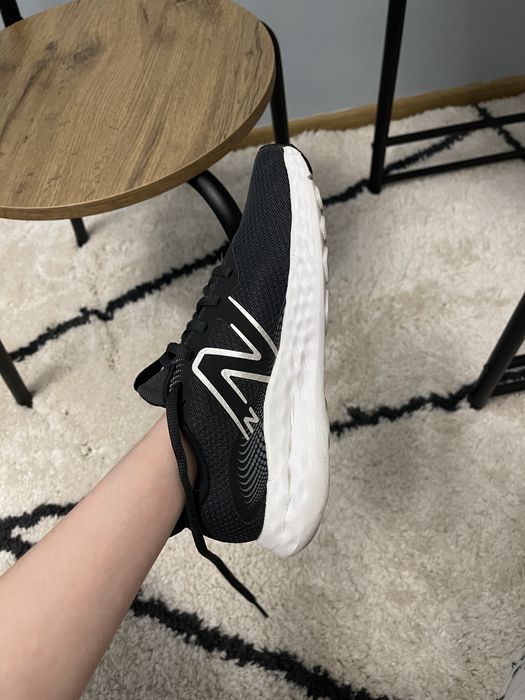 Кросівки new balance жіночі