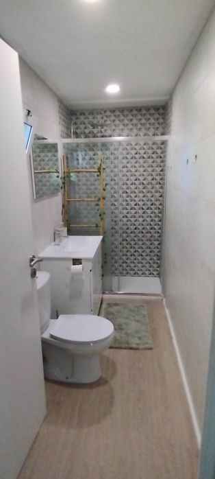 Alugo casa T1 no fundão com despesas incluídas