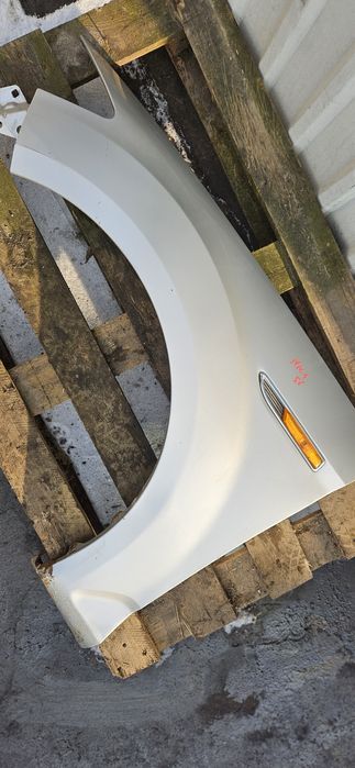 Mondeo mk4 blotnik lewy 58