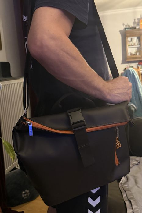 Torba na ramię BREE na laptopa dokumenty z metką